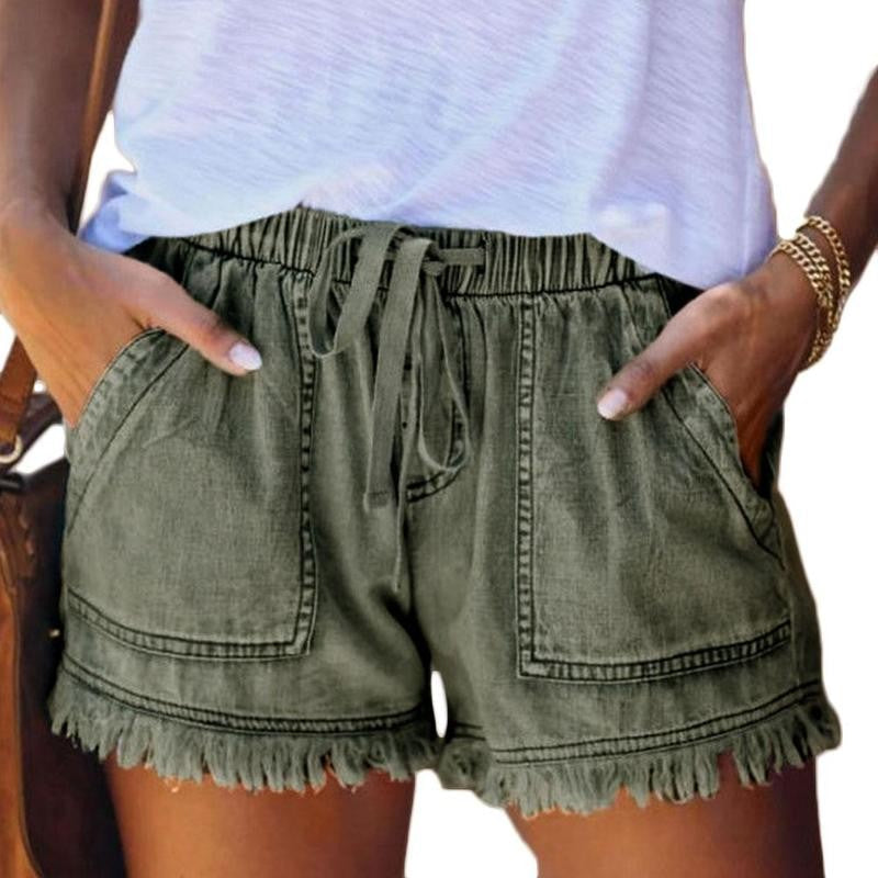 Casual Denim Short with Frayed Detail